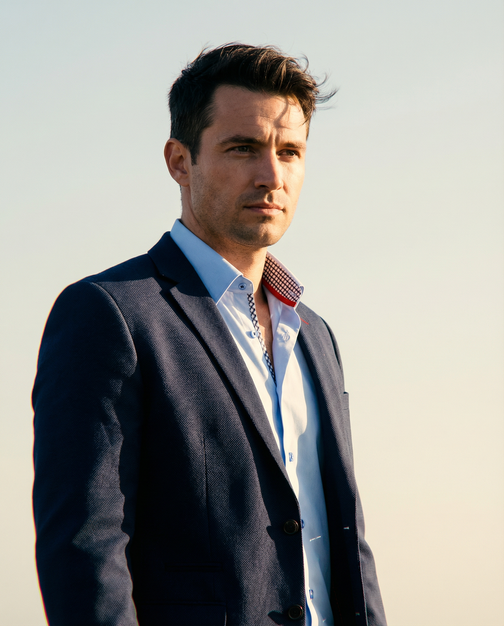 Button-Up Shirt With Contrast Details (Blue)